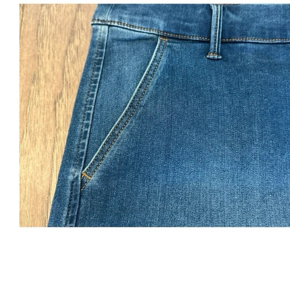 Sugar Magnolia Women's Denim Shorts Hemmed Stretch Medium Wash 4" Inseam Size 16 - Picture 3 of 7